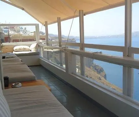 Porto Carra 2* Fira (Santorini)