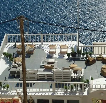 Porto Carra 2* Fira (Santorini)